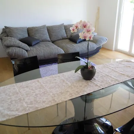 Legend Apartment *